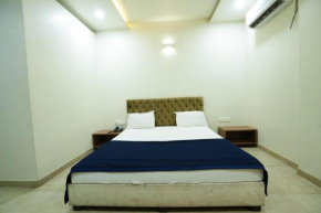 Hotel Anand